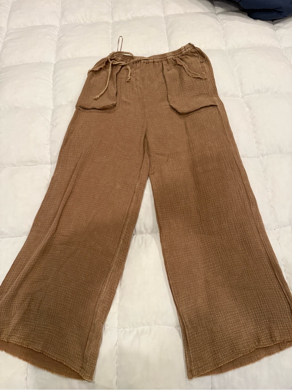 Bluivy Wide-Leg Drawstring Pants in Brown